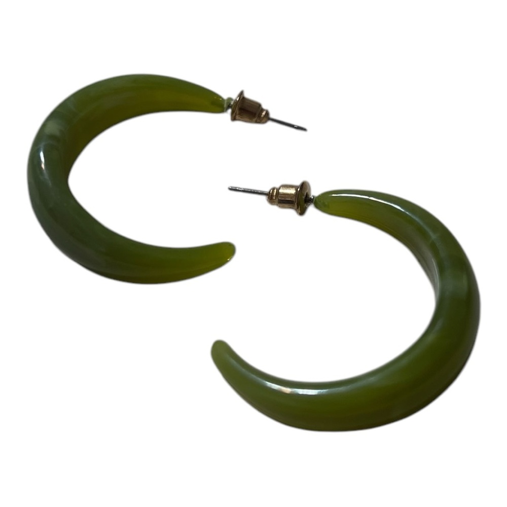 💖5/$10💖 Modern Olive Green Crescent Hoop Earrings